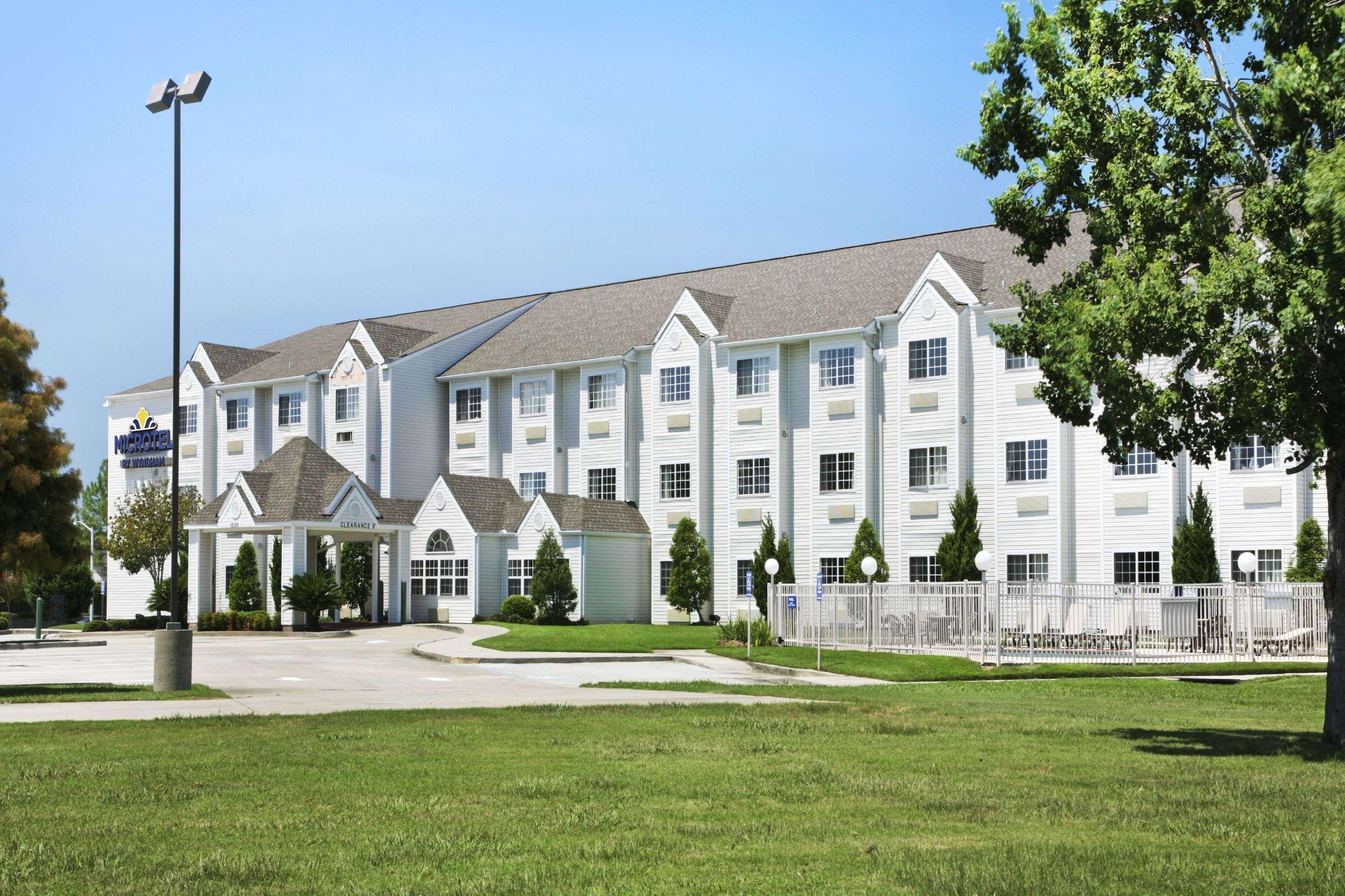 Microtel Inn & Suites Baton Rouge Exterior foto
